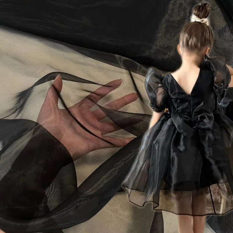 Crystal Mesh Fabric - Tissu en organza noir cristal Mistlace