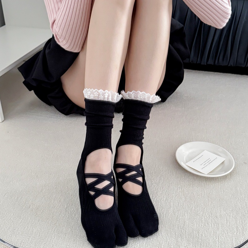 Chaussettes de yoga à bout fen - Embellish Knit avis et prix